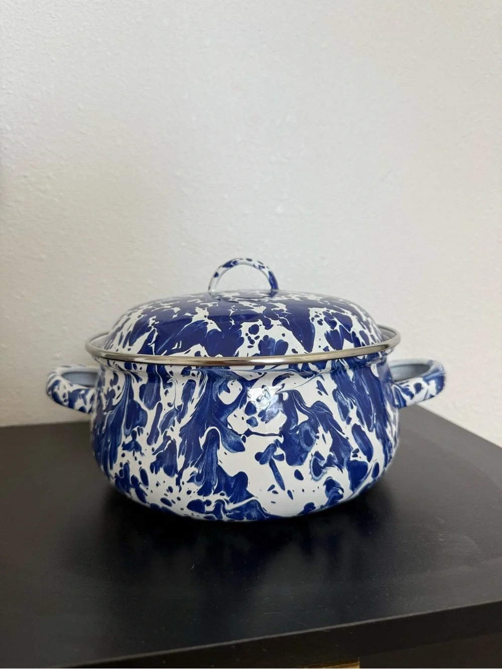 Golden Rabbit Cobalt Swirl Enamelware Dutch Oven | 2.5 Qt
